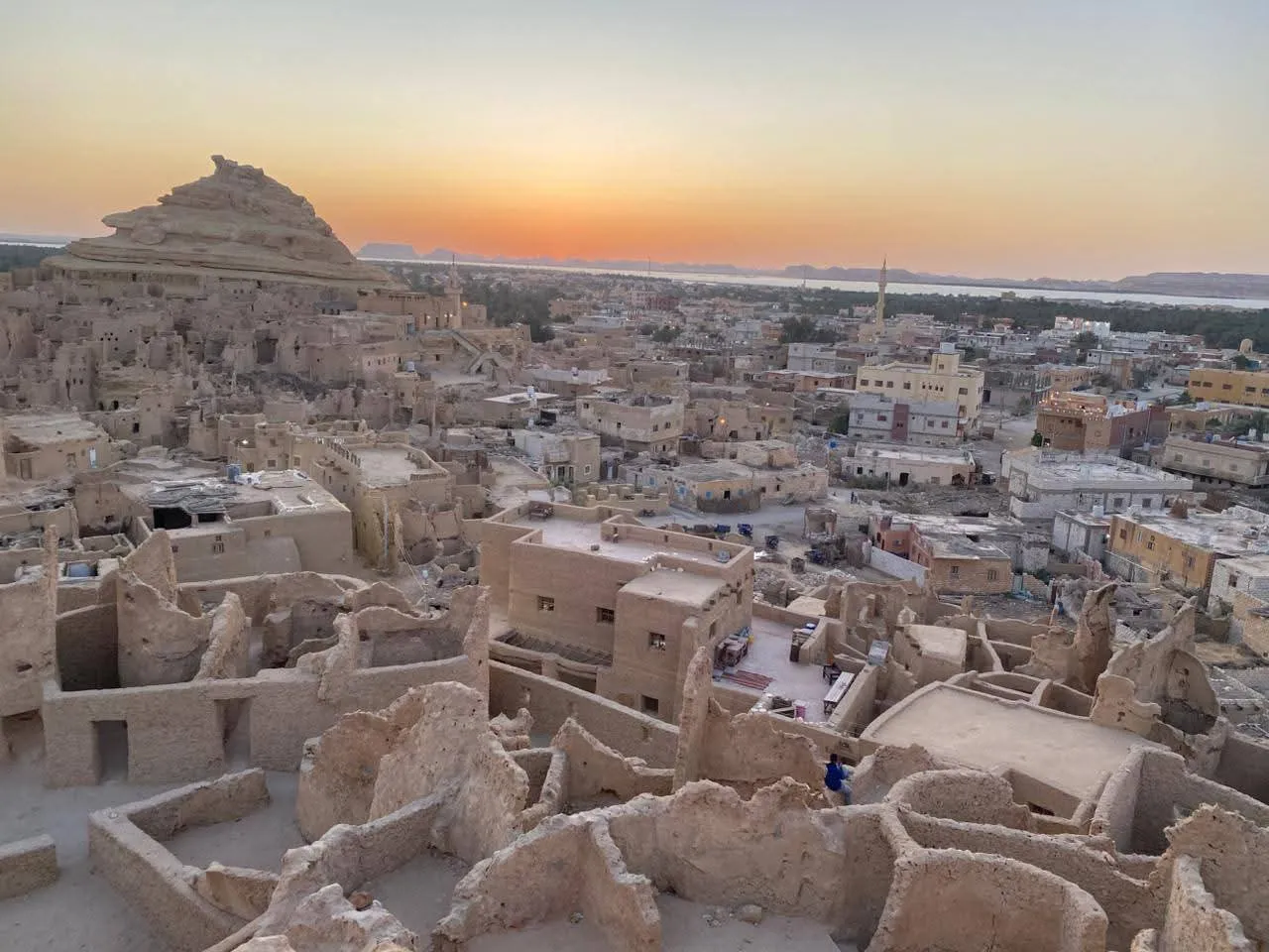 3-Day Siwa Oasis Tour from Cairo – Salt Lakes, Shali Fortress & Cleopatra Spring