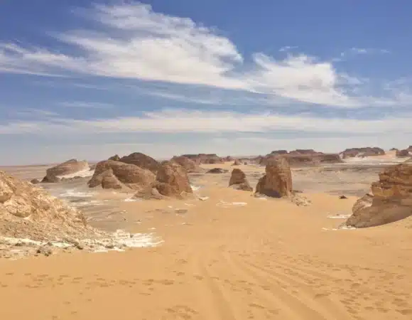 Agabat Valley Egypt: White Desert Guide (2026)