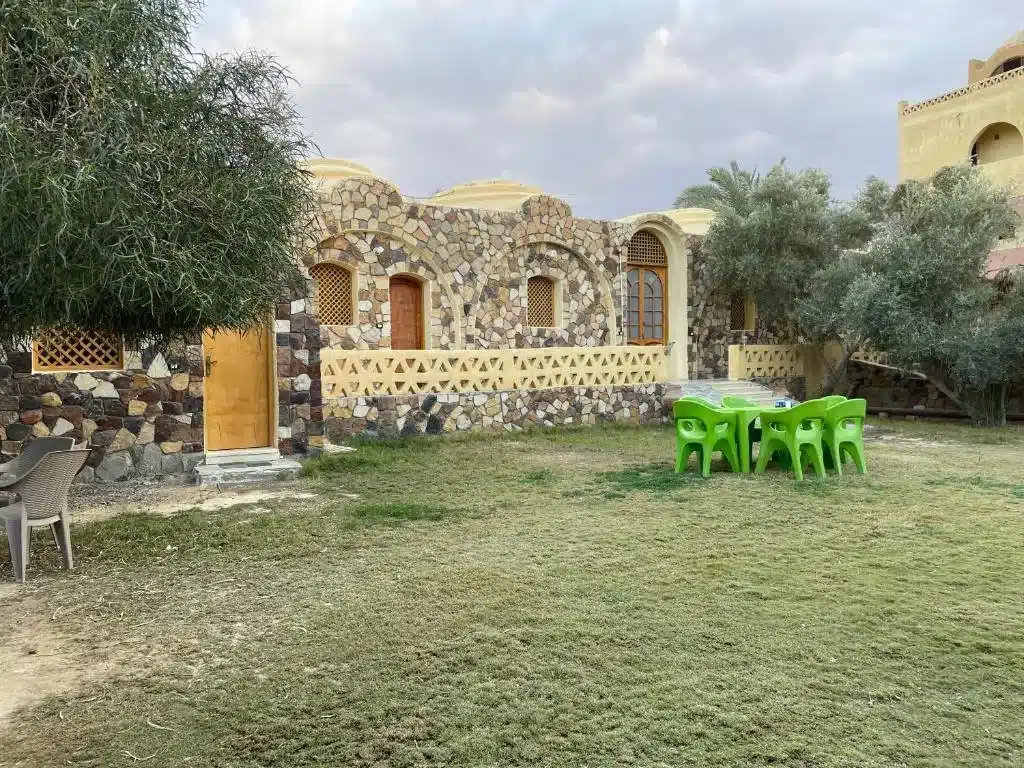 Safari Camp Bahariya courtyard